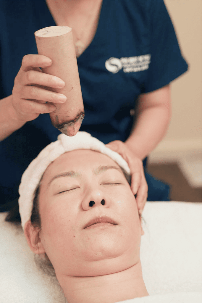 Facial Moxibustion